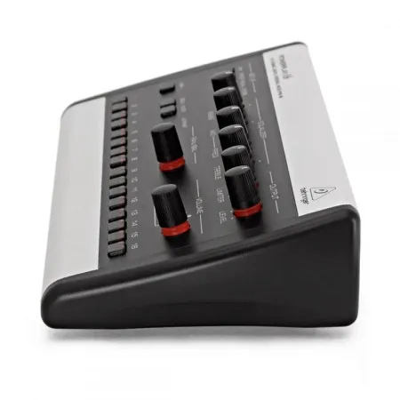 Behringer P16-M Микшер цифровой, 16 каналов