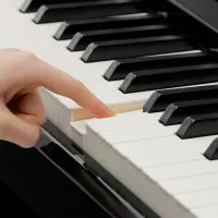 Kawai CA701EP Пианино цифровое в комплекте с банкеткой, цвет полированное чёрное дерево